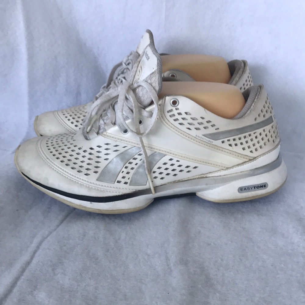 Reebok smooth fit easy tone sneakers